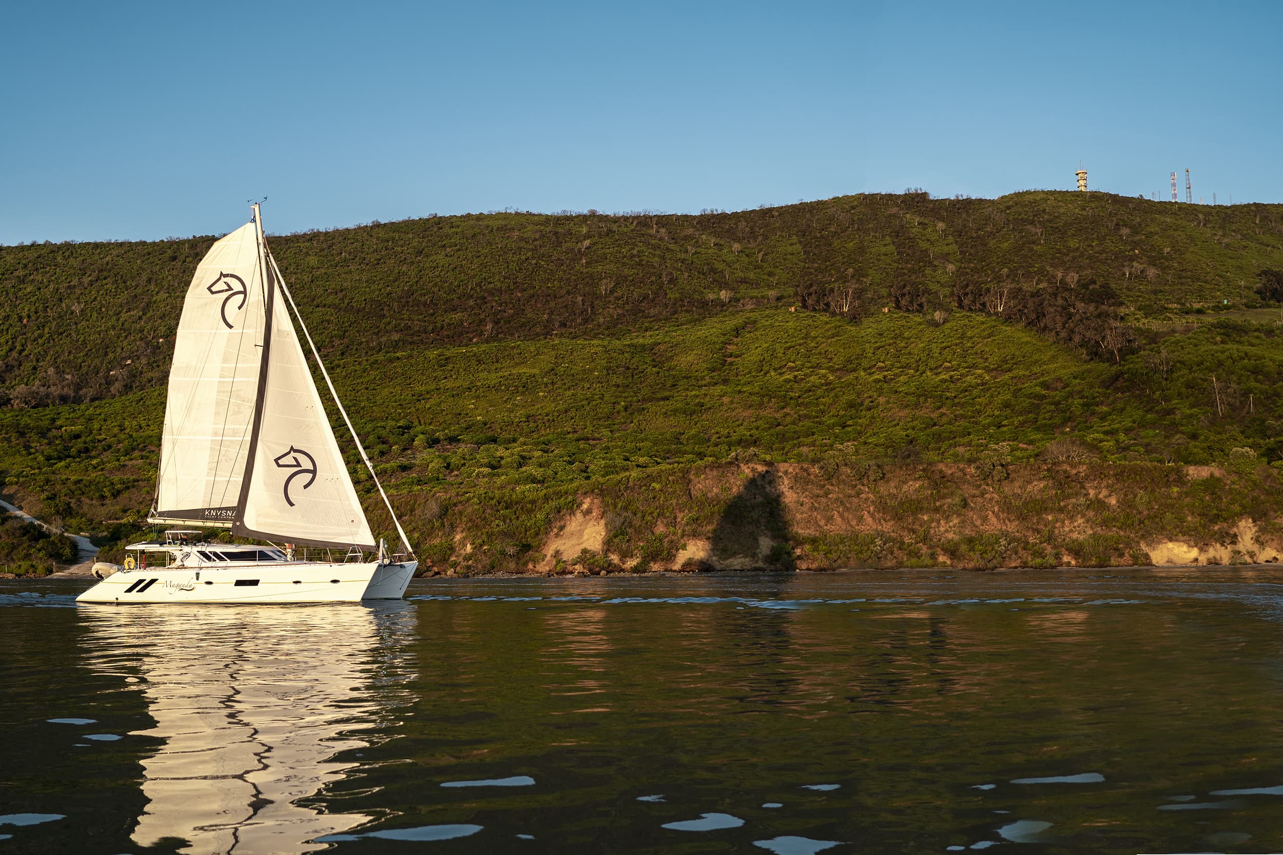 Knysna 500SE in water
